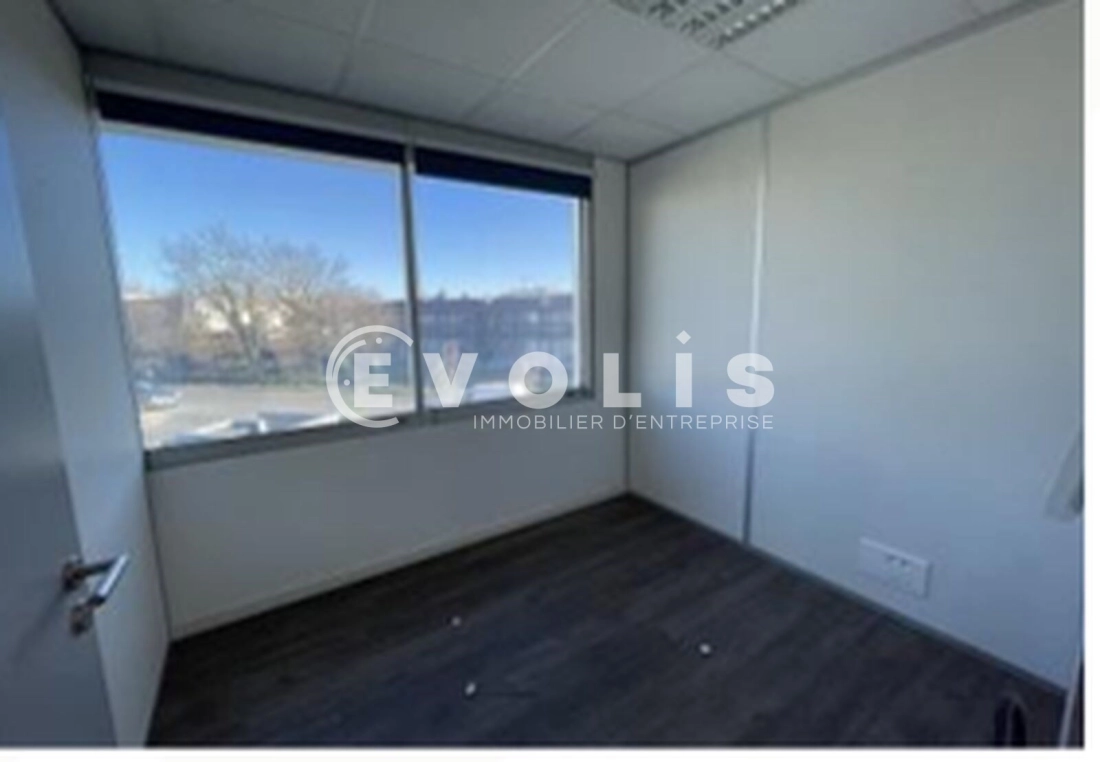 Photo 3 – location bureaux	MERIGNAC (33700)
