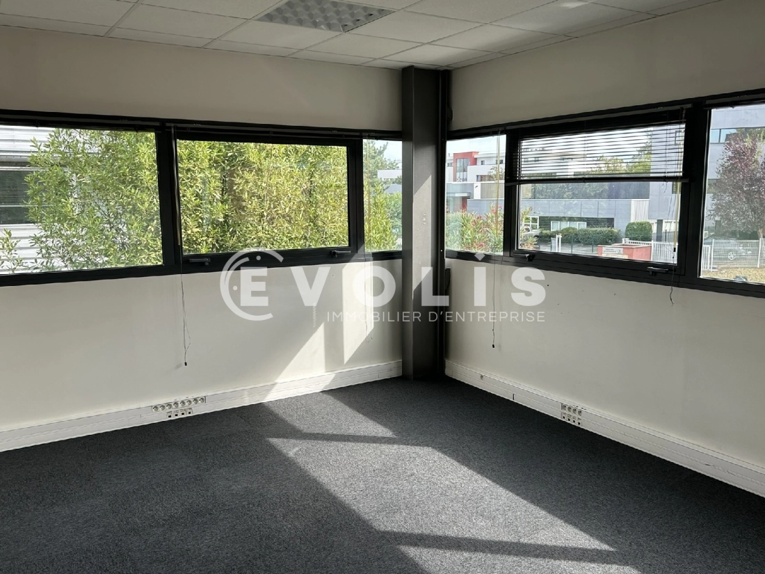 Photo 5 – location bureaux	MERIGNAC (33700)
