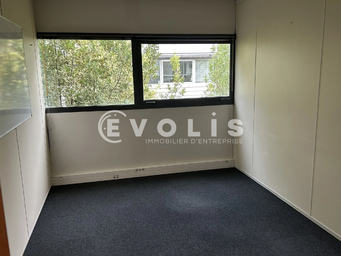 Photo 12 – location bureaux	MERIGNAC (33700)