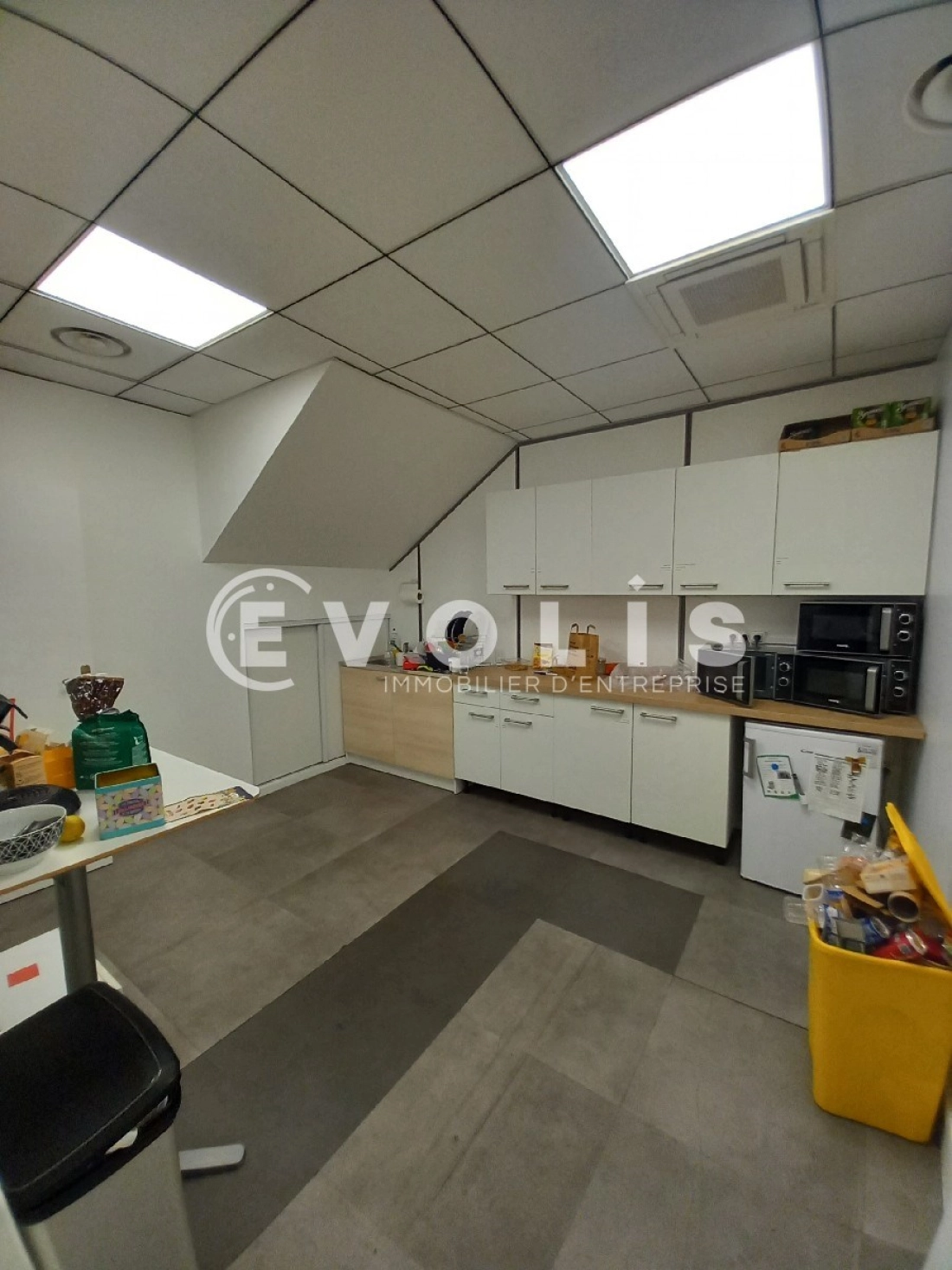 Photo 6 – location Entrepôts / activités	GENTILLY (94250)