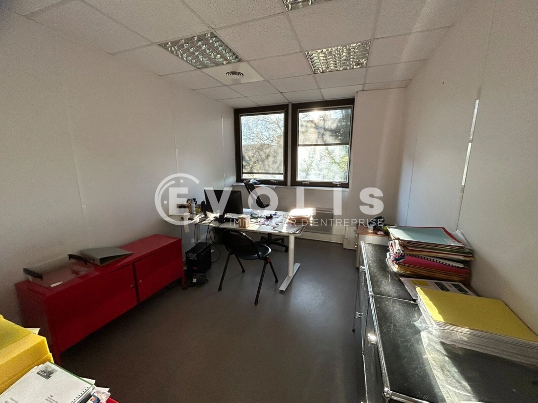 Photo 9 – location bureaux	BRUGES (33520)