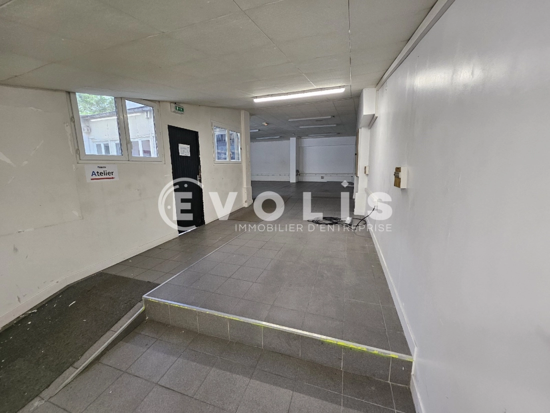 Photo 7 – location Entrepôts / activités	MONTROUGE (92120)