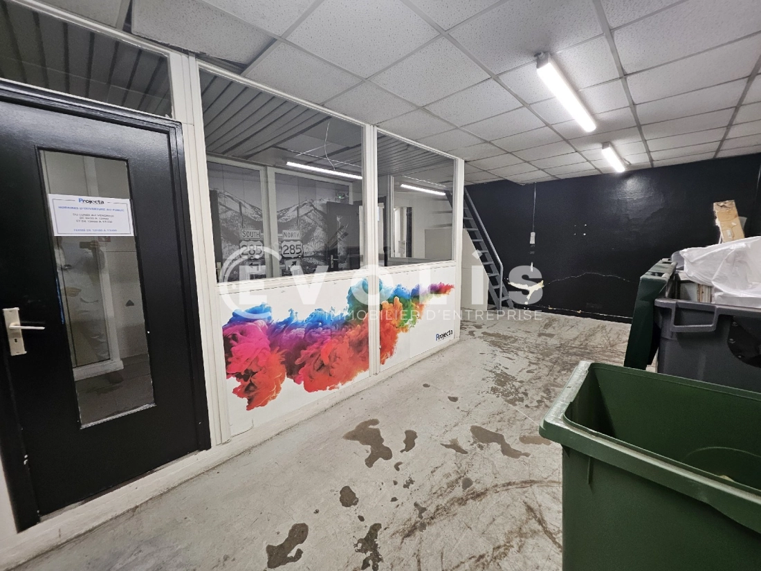 Photo 11 – location Entrepôts / activités	MONTROUGE (92120)