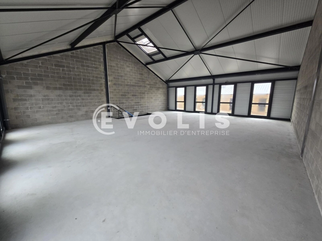 Photo 7 – vente Entrepôts / activités	MARCOUSSIS (91460)