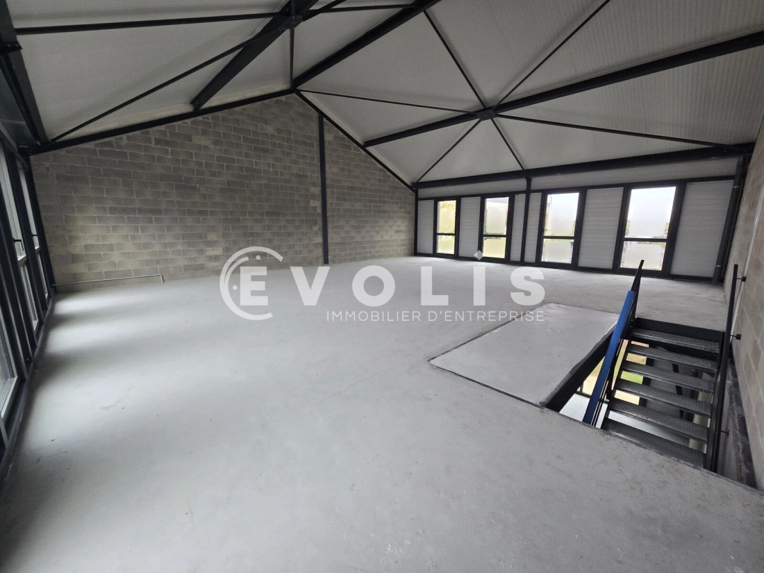 Photo 9 – vente Entrepôts / activités	MARCOUSSIS (91460)