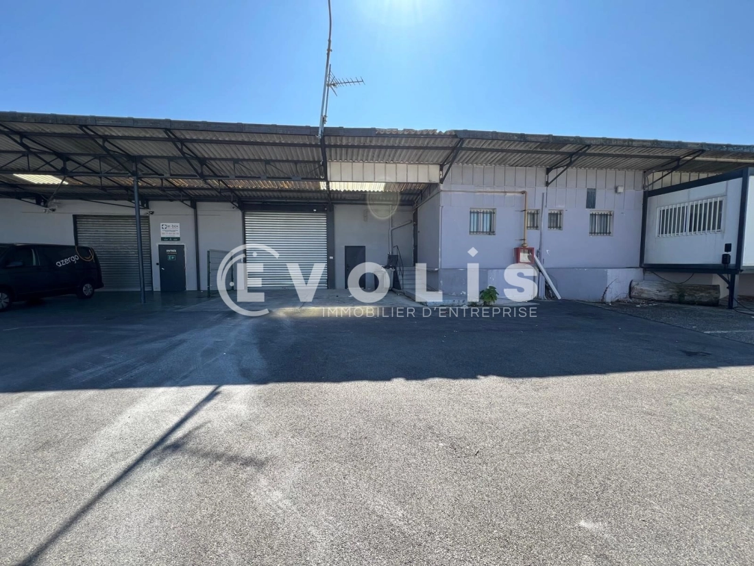 Photo 1 – location Entrepôts / activités	VILLEURBANNE (69100)