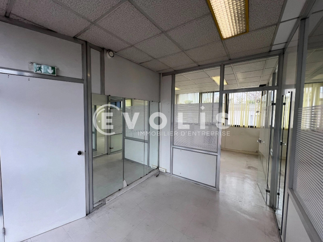 Photo 8 – location bureaux	JOINVILLE LE PONT (94340)