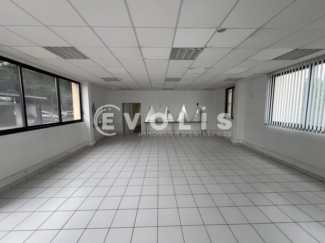 Photo 5 – location bureaux	JOINVILLE LE PONT (94340)