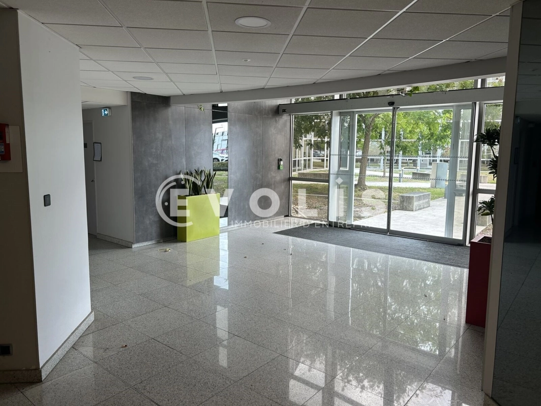 Photo 2 – location bureaux	PESSAC (33600)