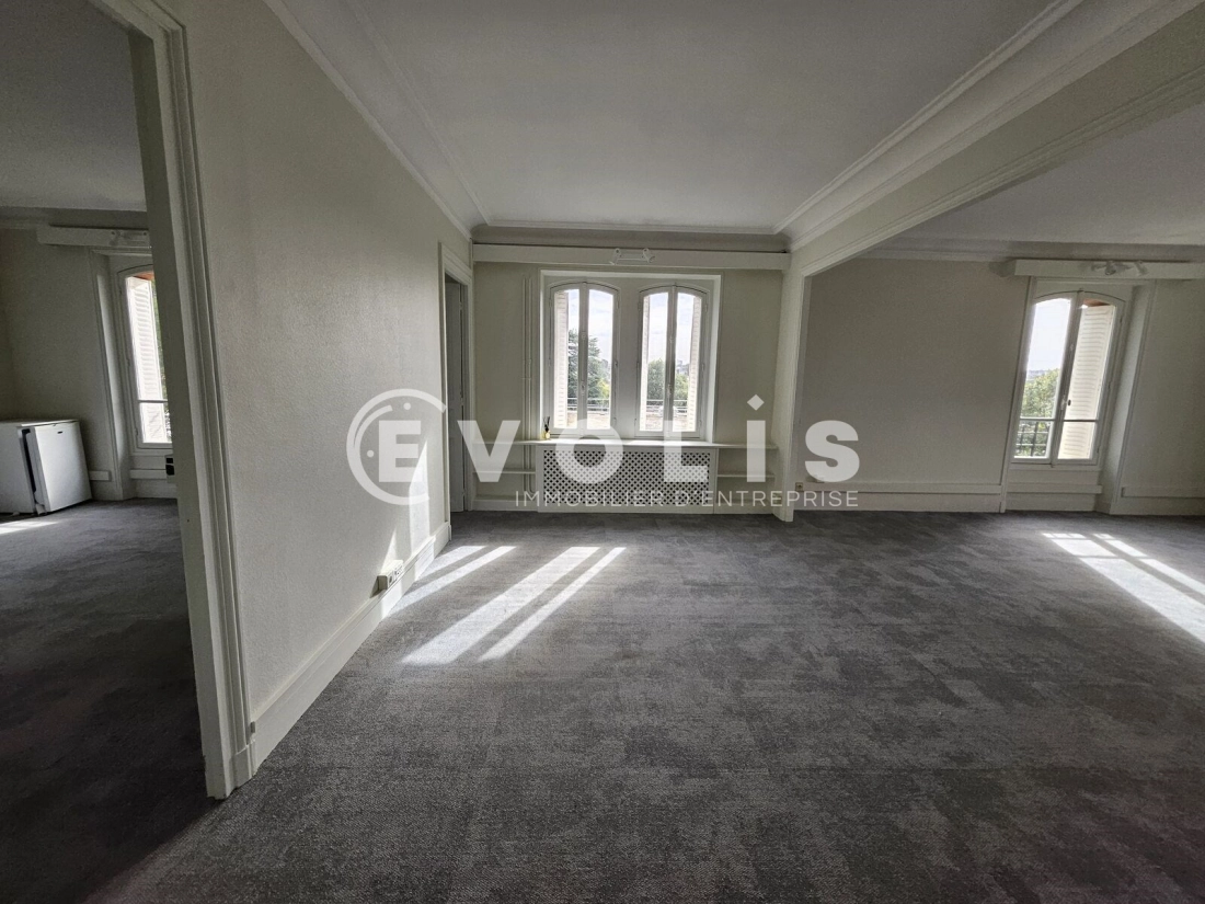 Photo 6 – location bureaux	BOURG LA REINE (92340)