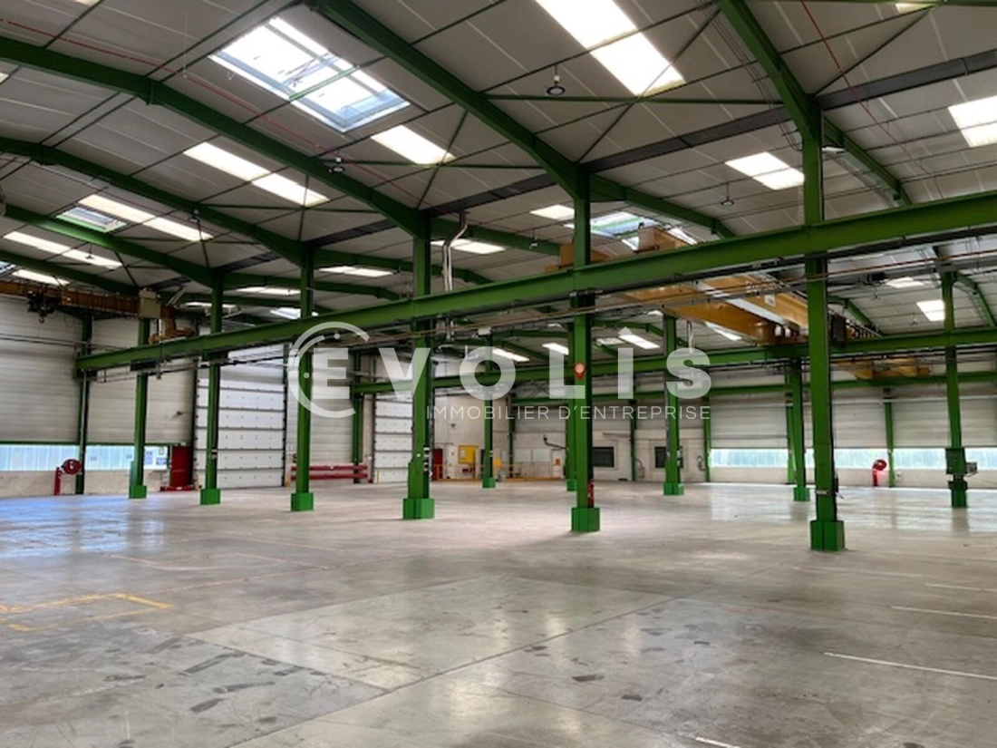 Photo 4 – location Entrepôts / activités	JASSANS RIOTTIER (01480)