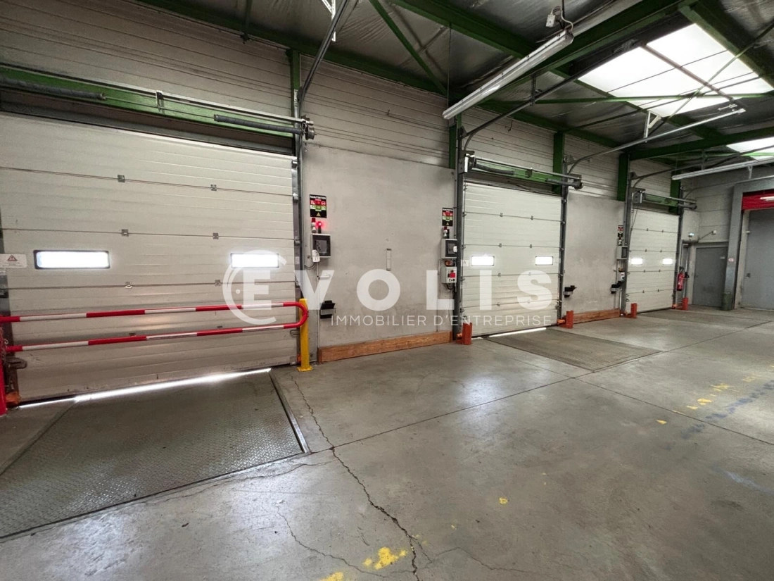 Photo 10 – vente Entrepôts / activités	BRIGNAIS (69530)