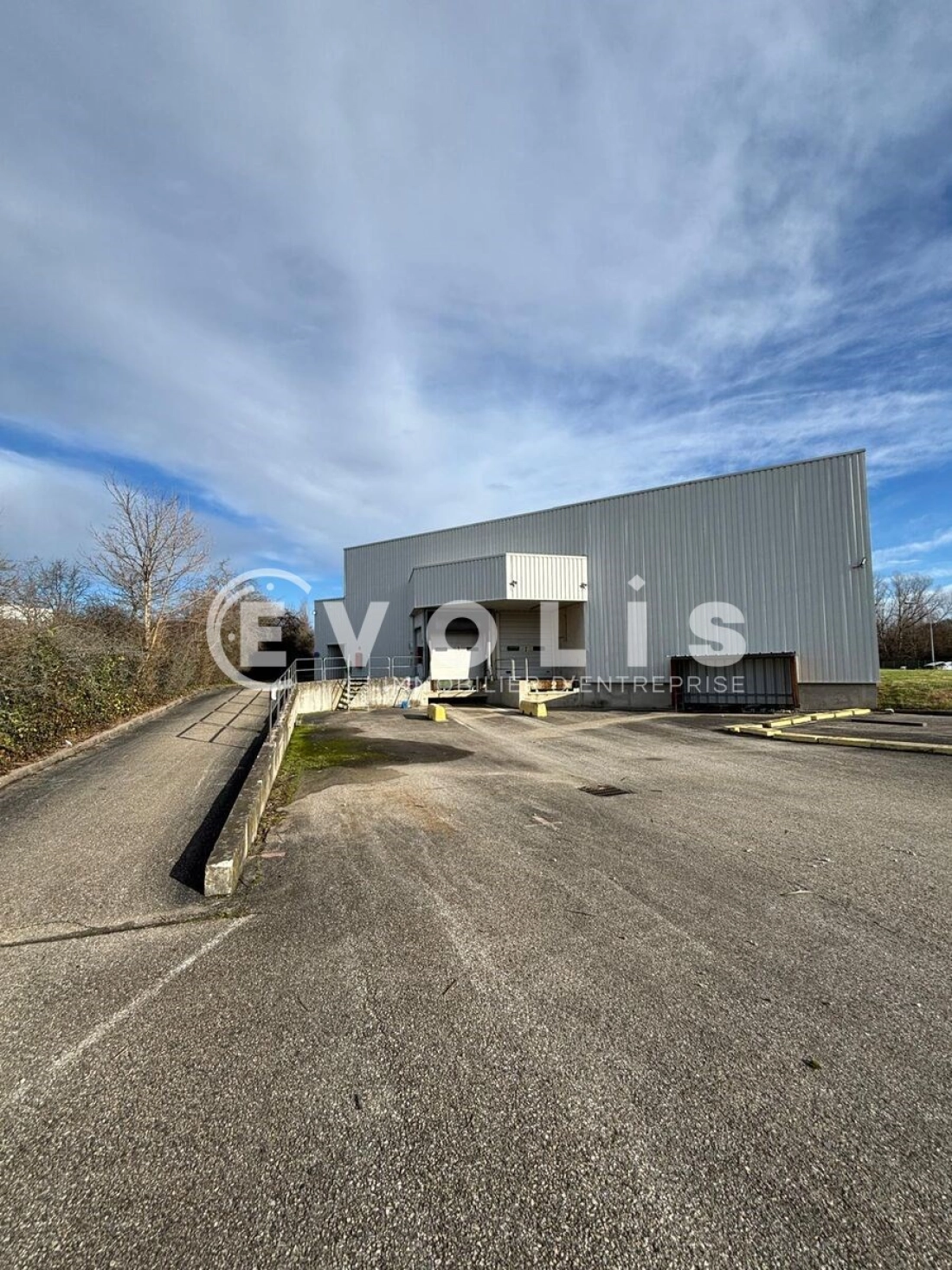 Photo 15 – vente Entrepôts / activités	BRIGNAIS (69530)
