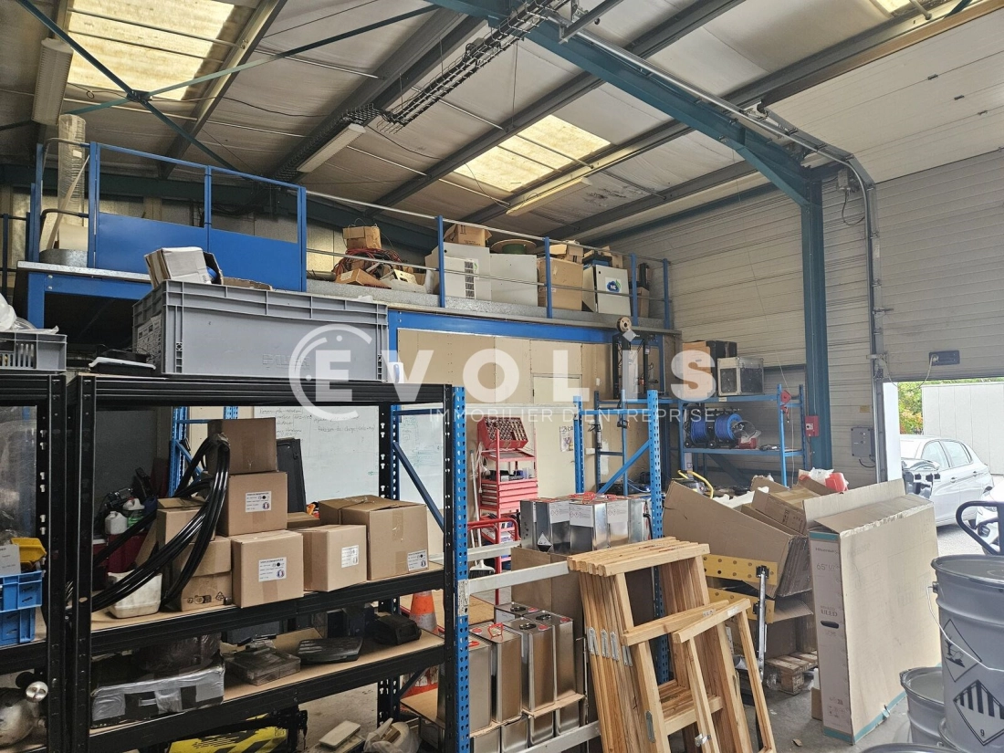 Photo 5 – location Entrepôts / activités	MARCOUSSIS (91460)