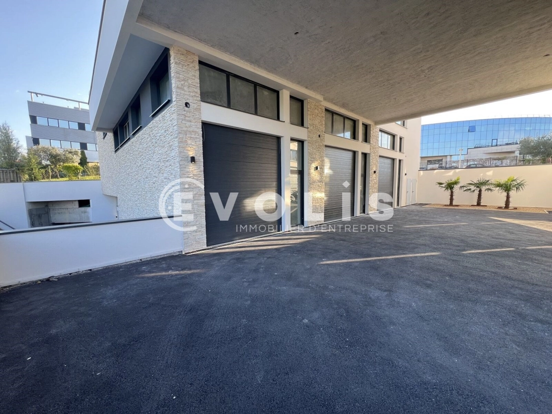 Photo 3 – location Entrepôts / activités	BRY SUR MARNE (94360)