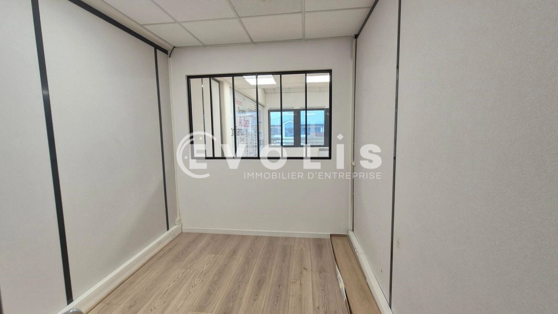 Photo 7 – location bureaux	SERRIS (77700)