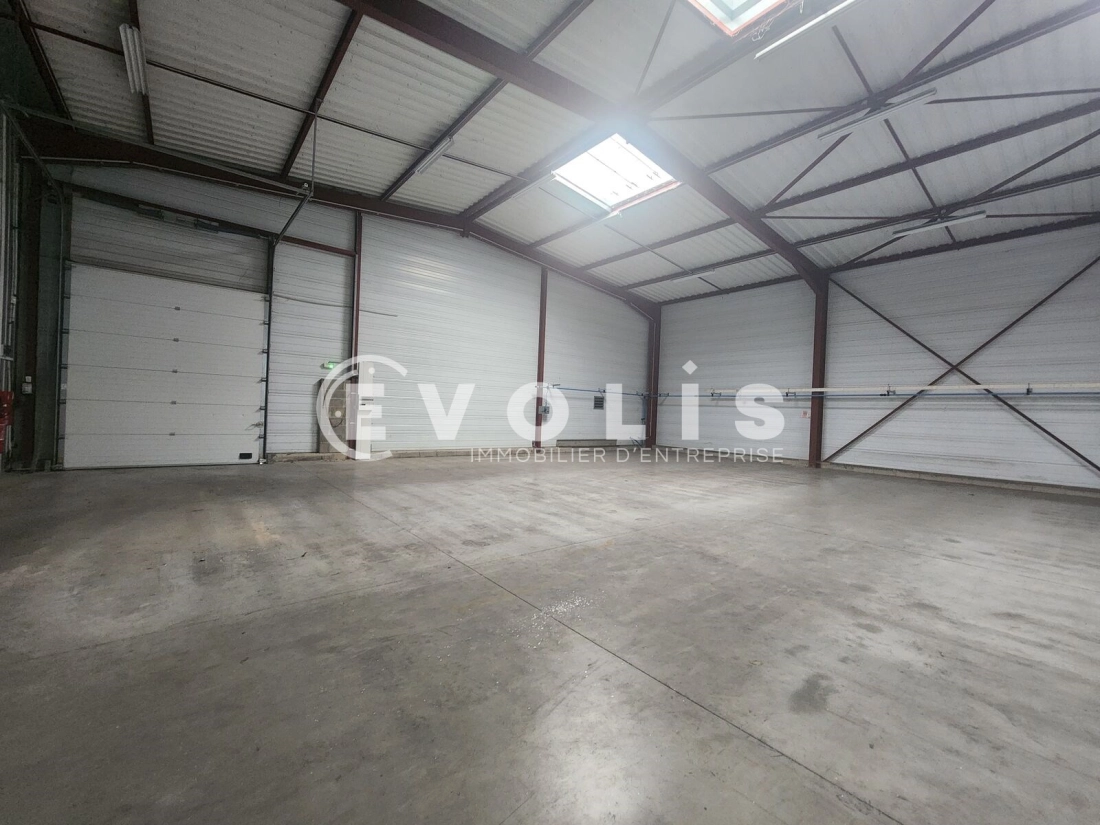 Photo 6 – vente Entrepôts / activités	SAINT JUST CHALEYSSIN (38540)