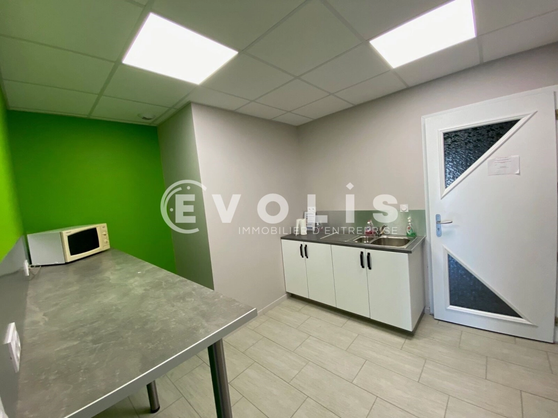 Photo 4 – location Entrepôts / activités	CAMON (80450)