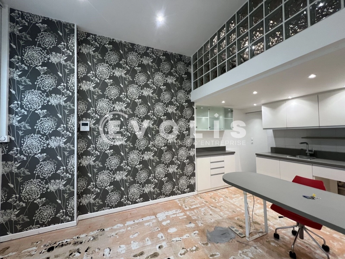 Photo 8 – vente Locaux commerciaux	JOINVILLE LE PONT (94340)