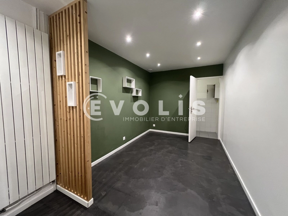 Photo 2 – vente Locaux commerciaux	JOINVILLE LE PONT (94340)