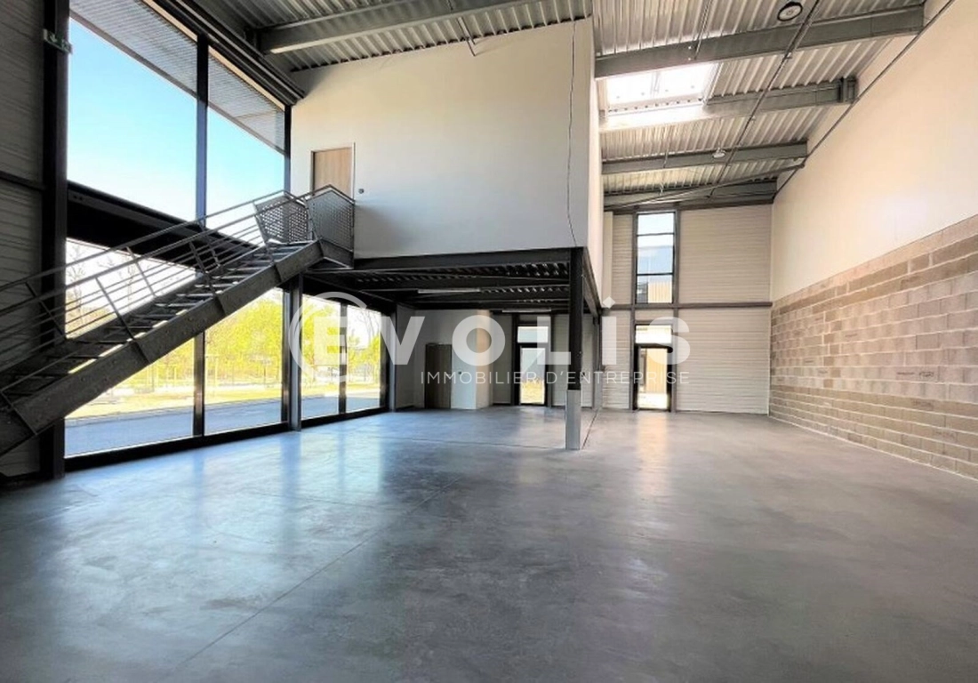 Photo 3 – location Entrepôts / activités	MERIGNAC (33700)