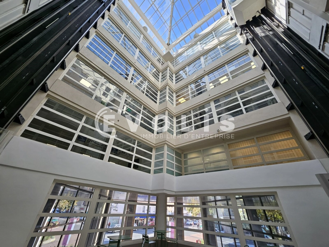 Photo 1 – location bureaux	SCEAUX (92330)