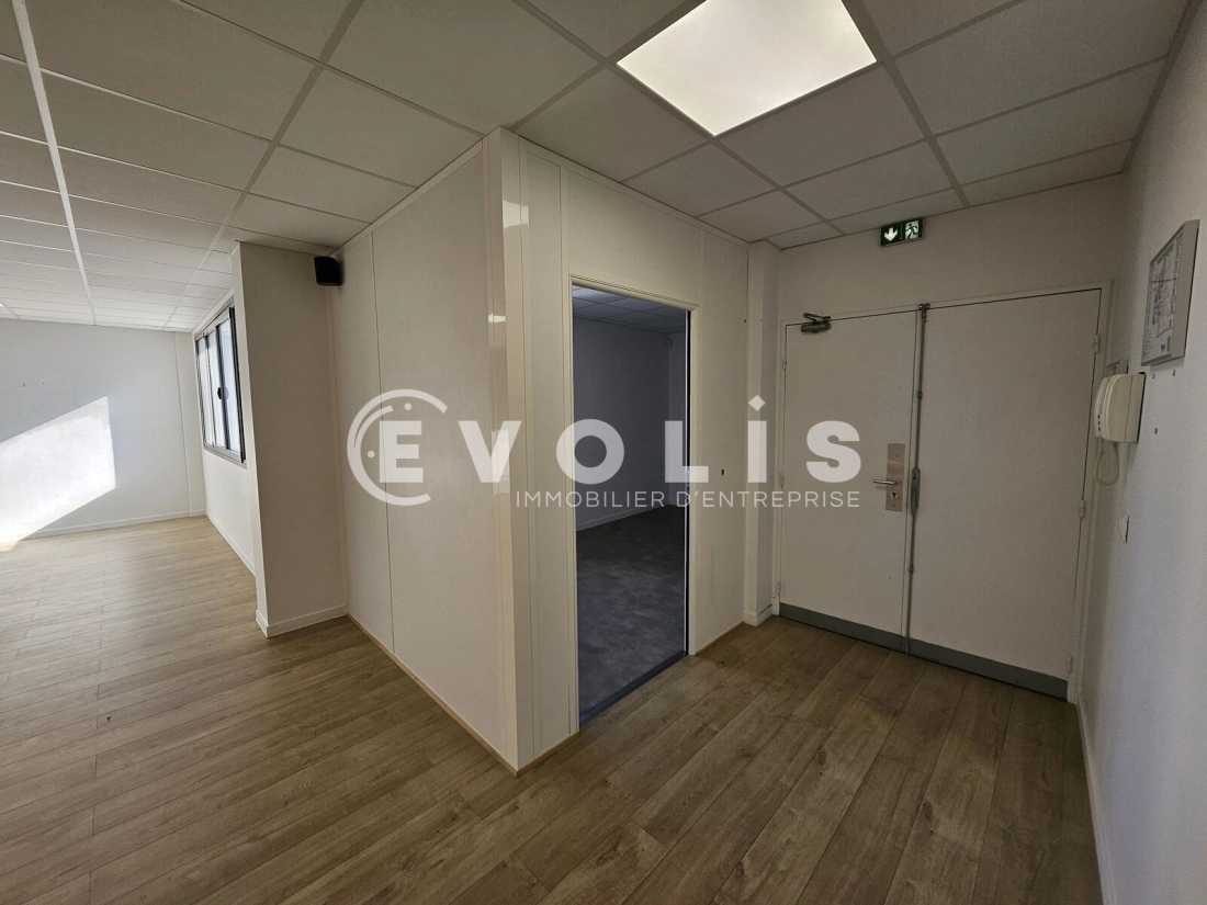 Photo 7 – location bureaux	CACHAN (94230)