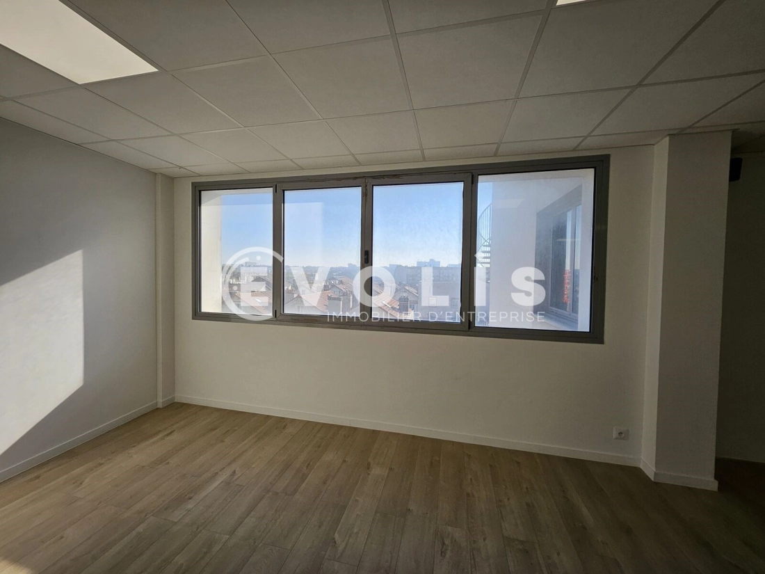 Photo 13 – location bureaux	CACHAN (94230)