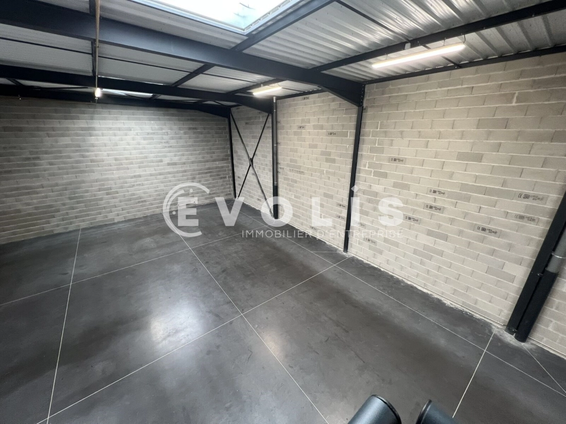 Photo 8 – location Entrepôts / activités	GENAS (69740)