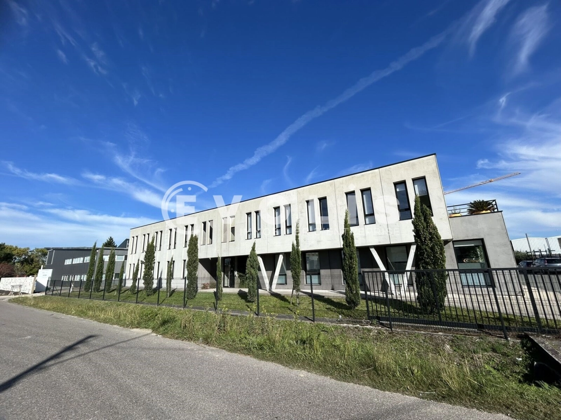 Photo 1 – location bureaux	MERIGNAC (33700)