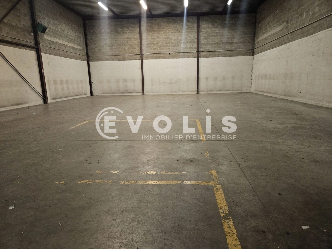 Photo 6 – location Entrepôts / activités	CHILLY MAZARIN (91380)