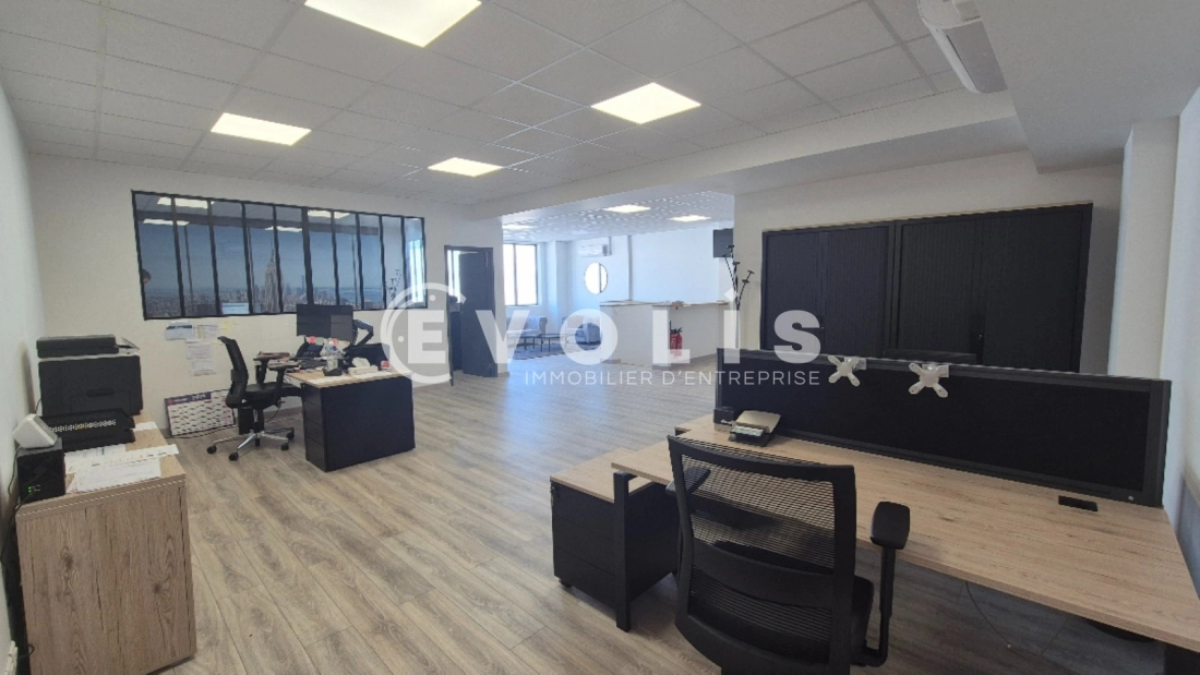 Photo 4 – location Entrepôts / activités	SERRIS (77700)