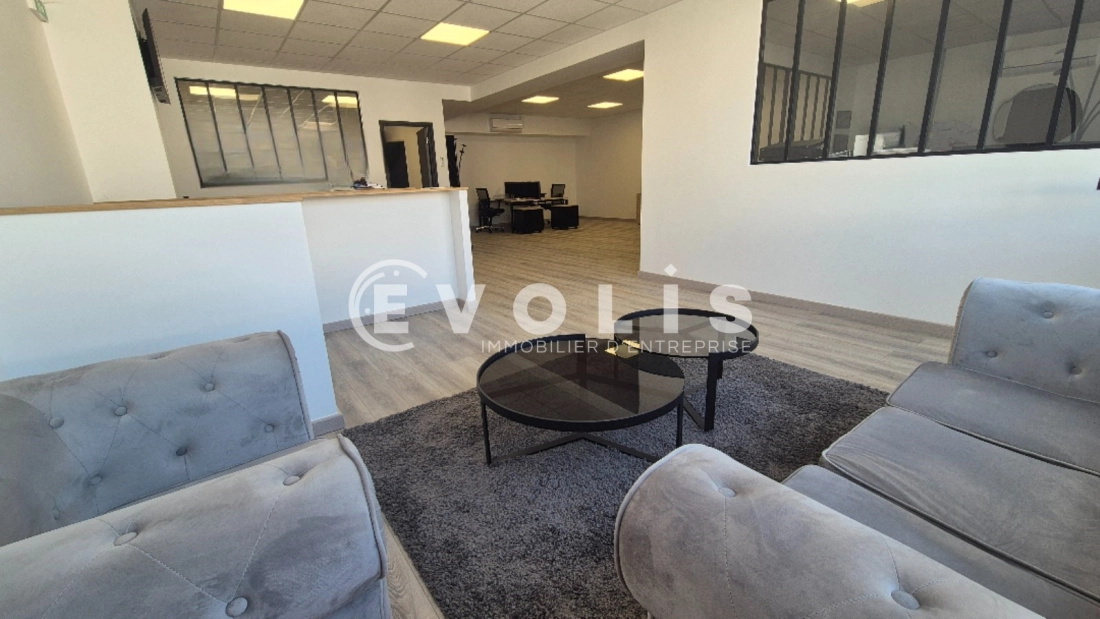 Photo 8 – location Entrepôts / activités	SERRIS (77700)