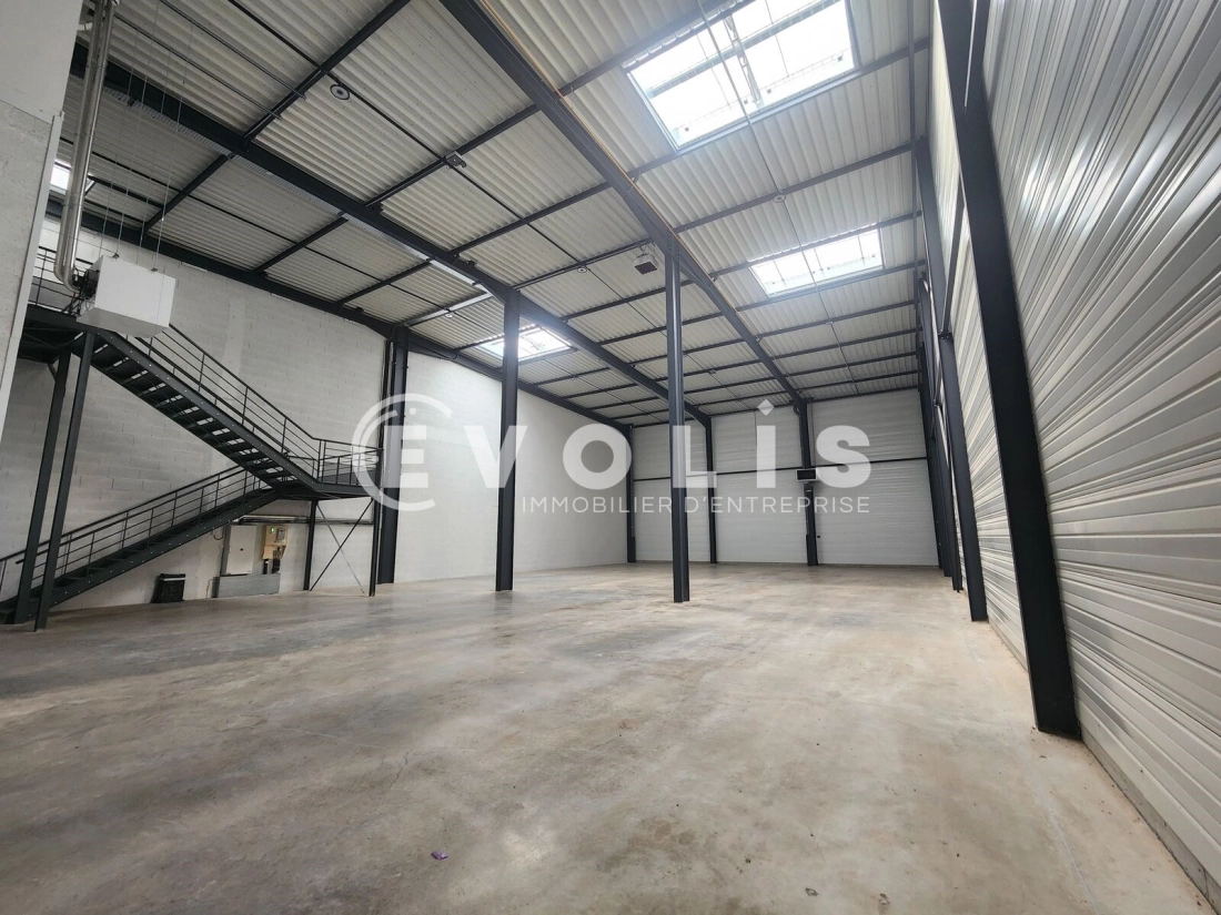 Photo 8 – location Entrepôts / activités	HEYRIEUX (38540)