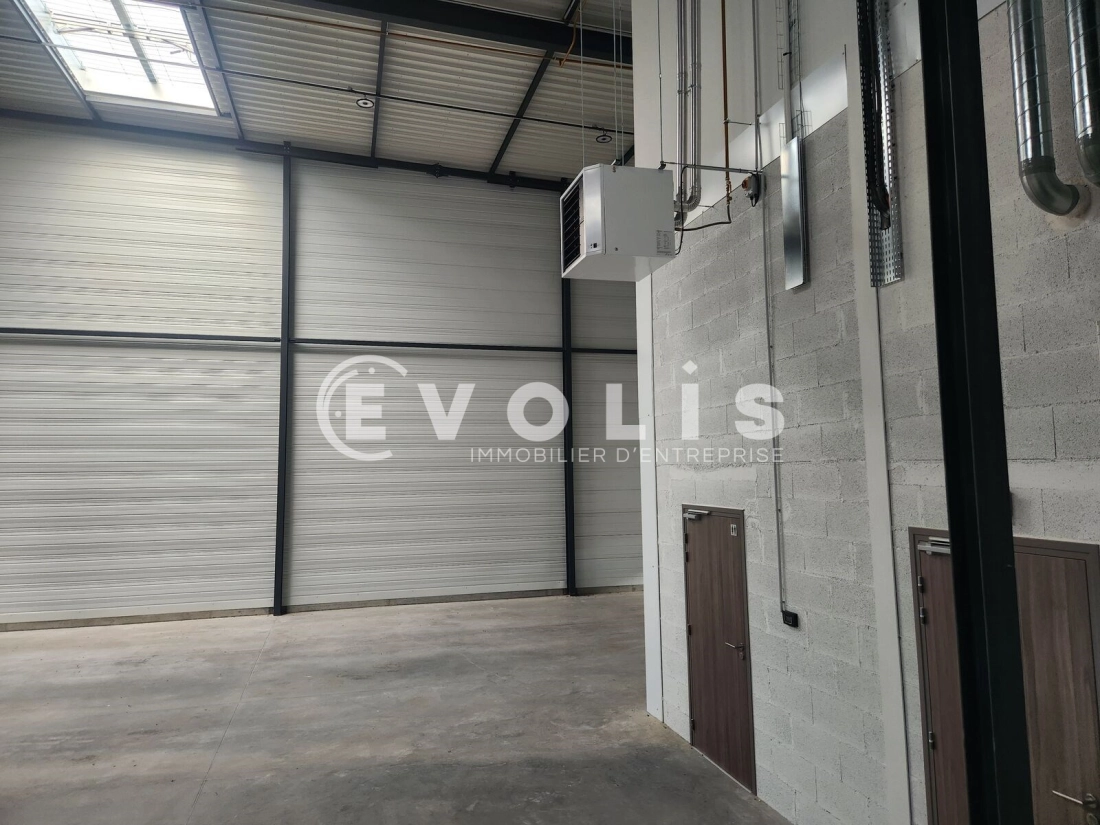 Photo 12 – location Entrepôts / activités	HEYRIEUX (38540)