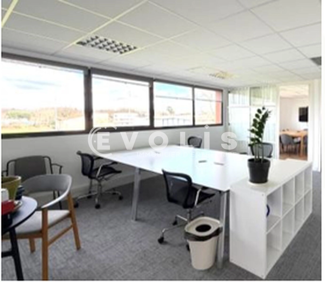 Photo 13 – location bureaux	MERIGNAC (33700)