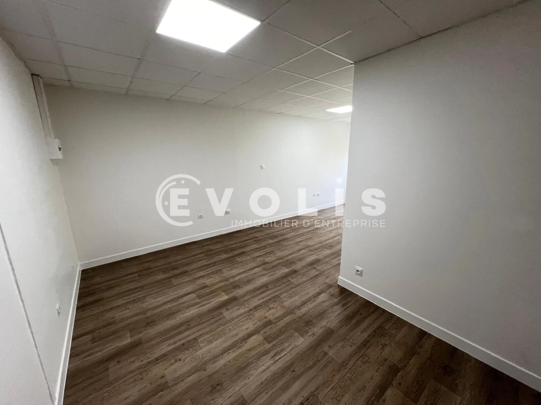 Photo 2 – location bureaux	ORMOY (91540)