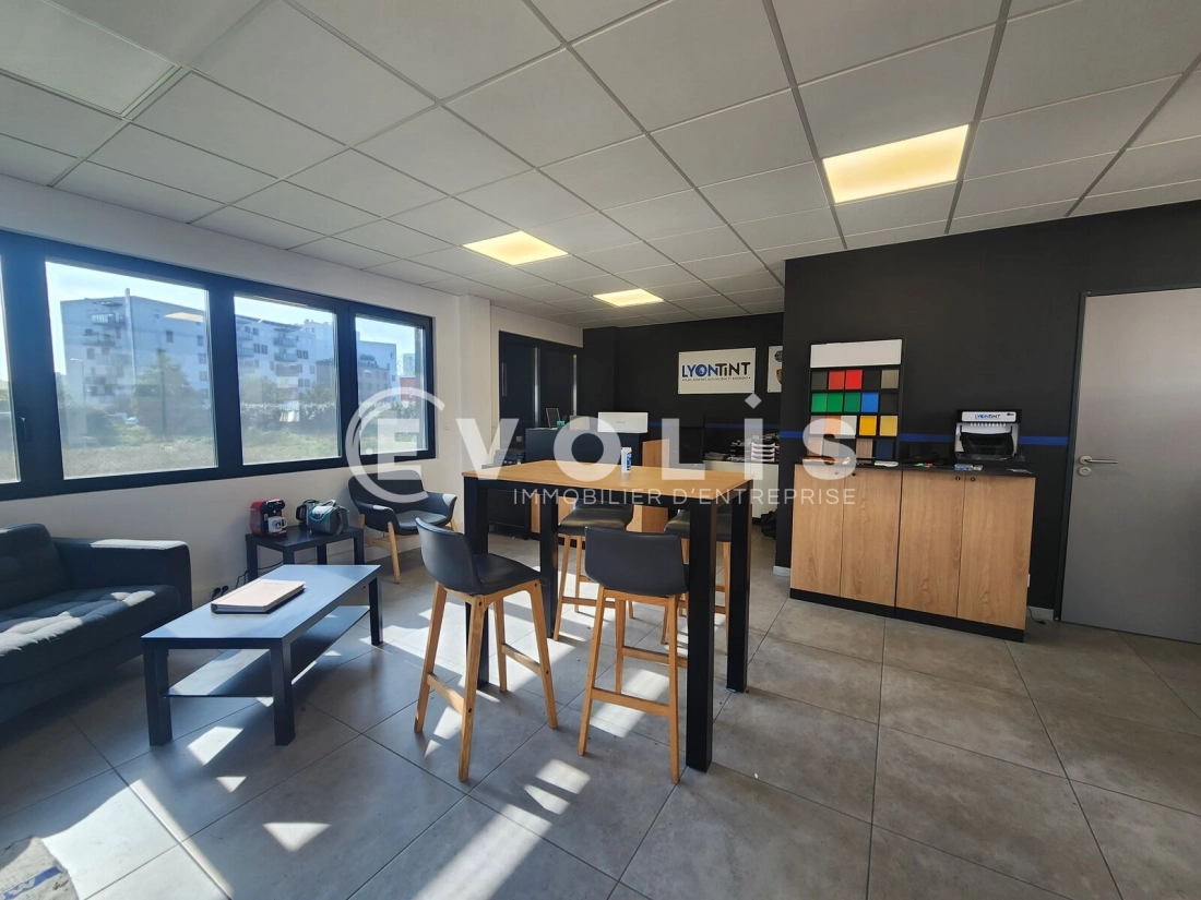 Photo 6 – vente Entrepôts / activités	SAINT FONS (69190)