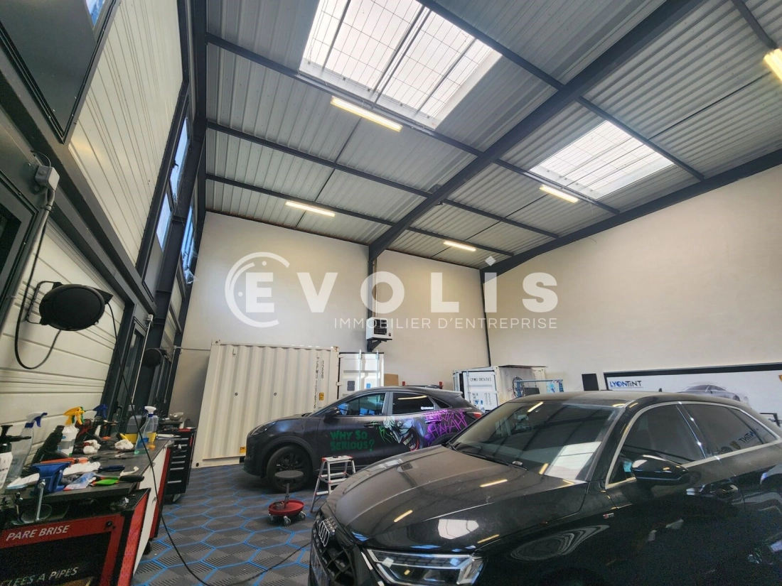 Photo 9 – vente Entrepôts / activités	SAINT FONS (69190)