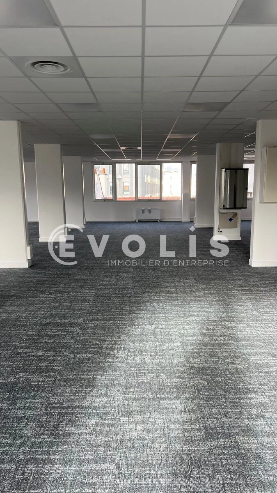 Photo 2 – location bureaux	PARIS (75013)