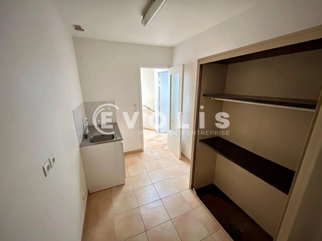 Photo 6 – location Entrepôts / activités	ORMOY (91540)