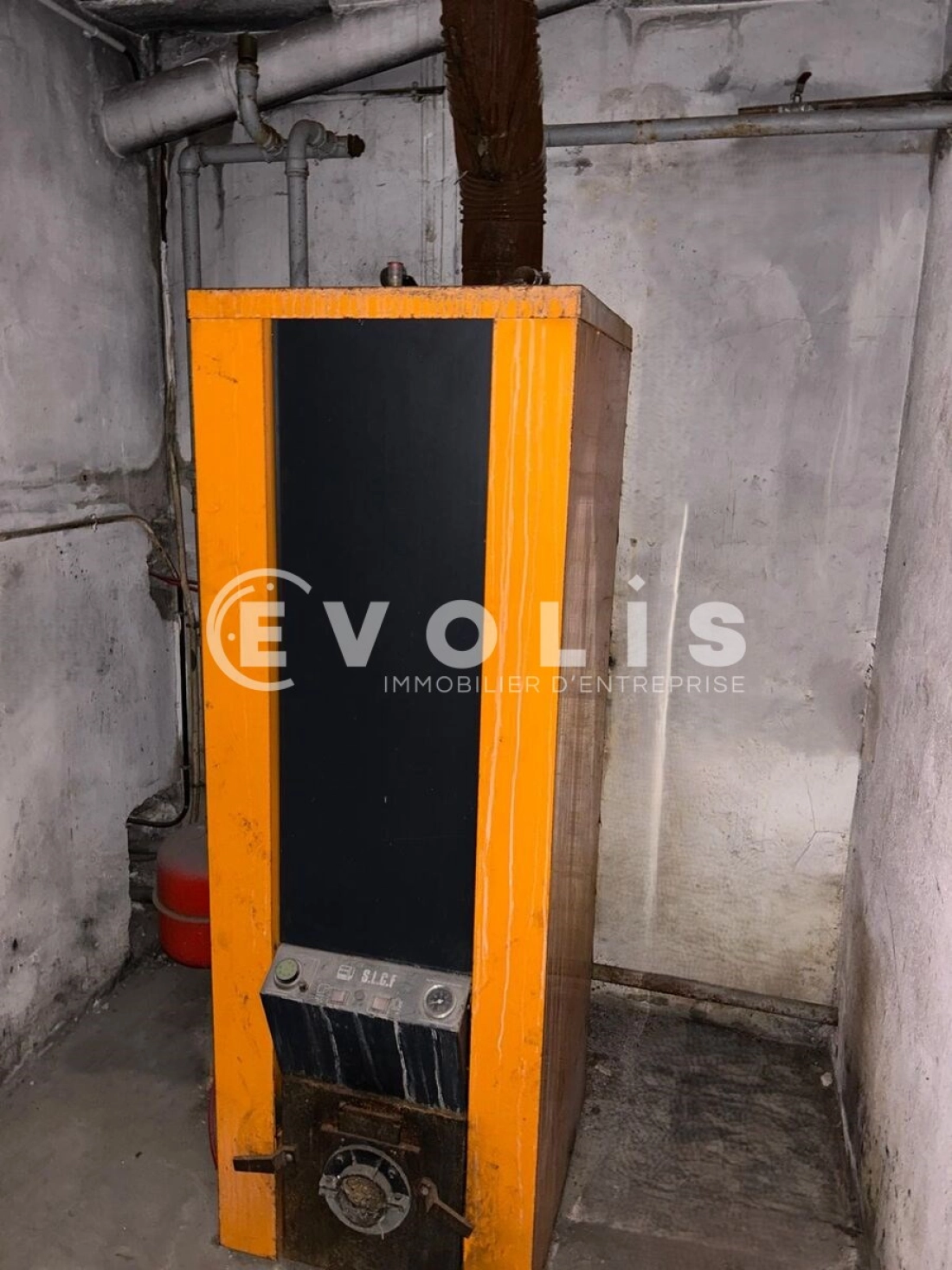 Photo 5 – location Entrepôts / activités	LARDY (91510)