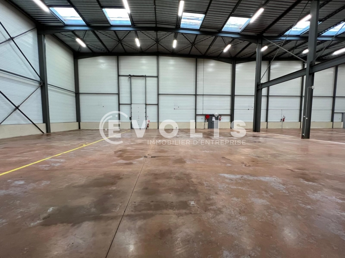 Photo 14 – vente Entrepôts / activités	LOZANNE (69380)