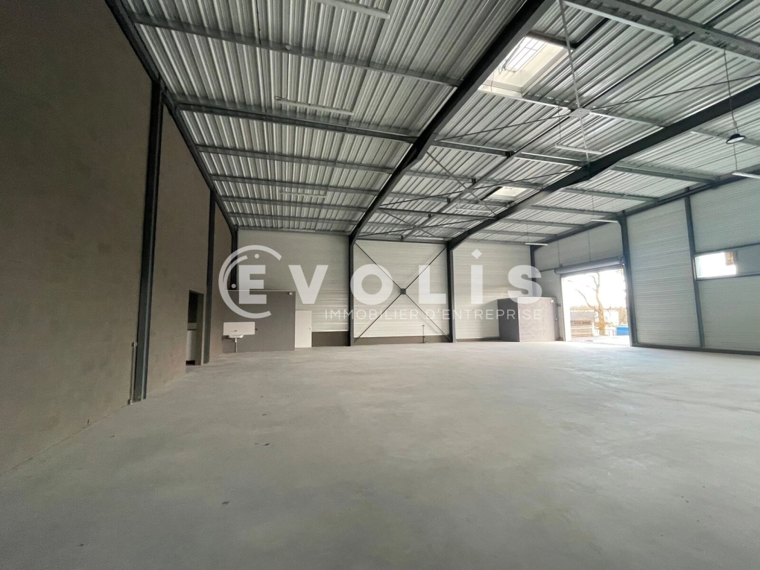 Photo 3 – location Entrepôts / activités	TRESSES (33370)