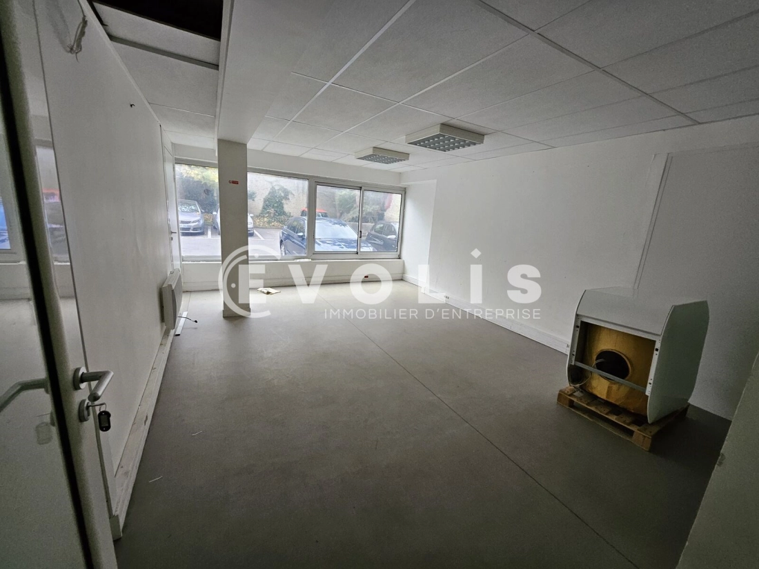 Photo 6 – location Entrepôts / activités	MONTROUGE (92120)