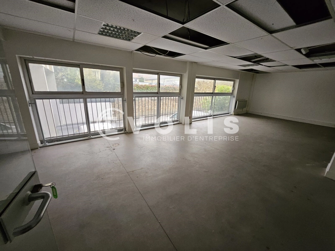 Photo 4 – location Entrepôts / activités	MONTROUGE (92120)