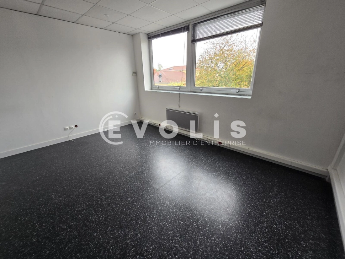 Photo 8 – location bureaux	NOZAY (91620)