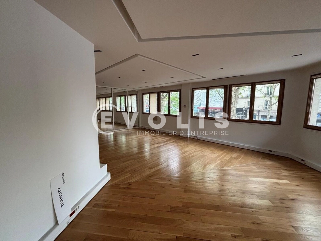 Photo 4 – location bureaux	PARIS (75018)
