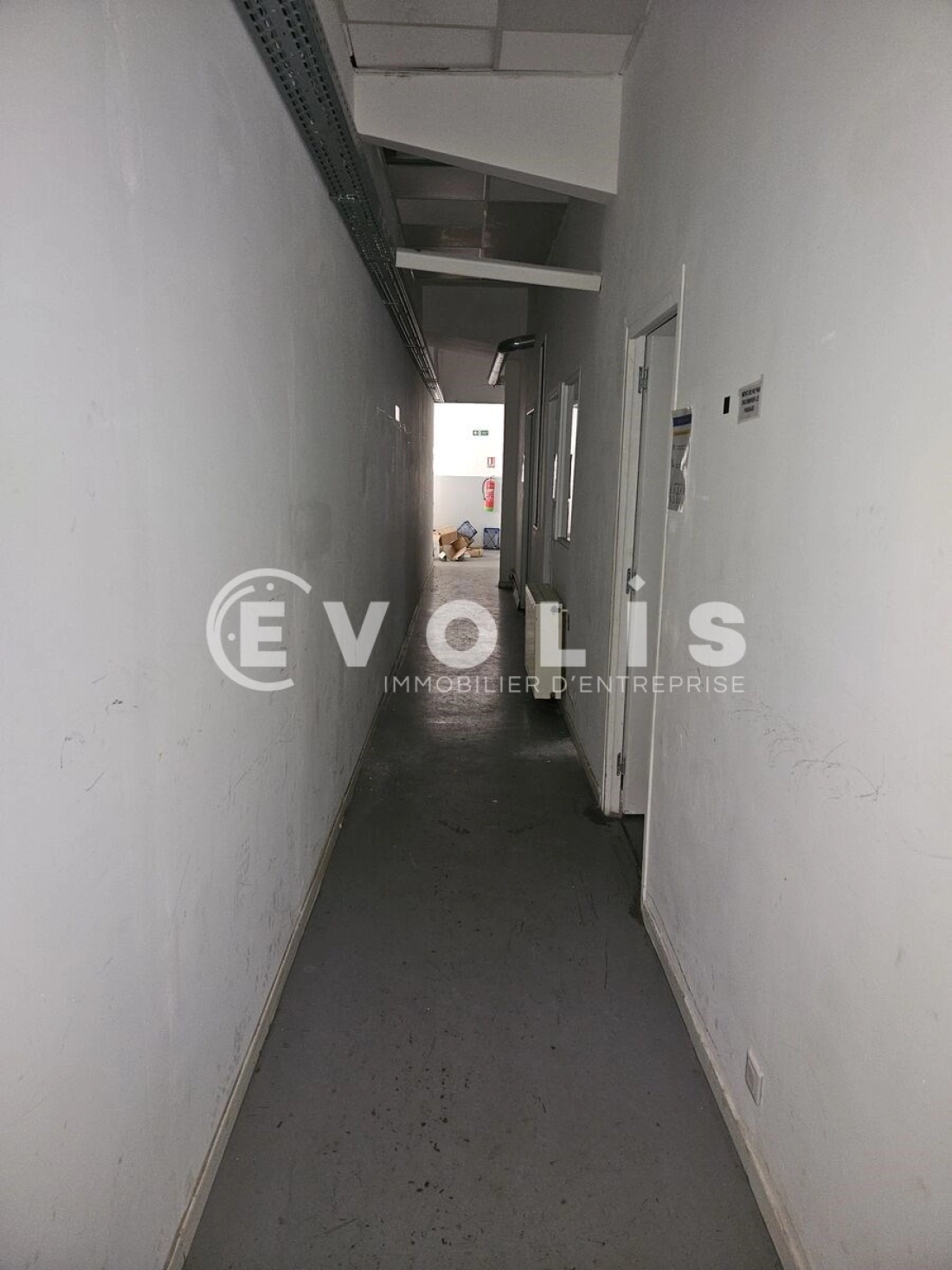 Photo 7 – location Entrepôts / activités	MONTROUGE (92120)