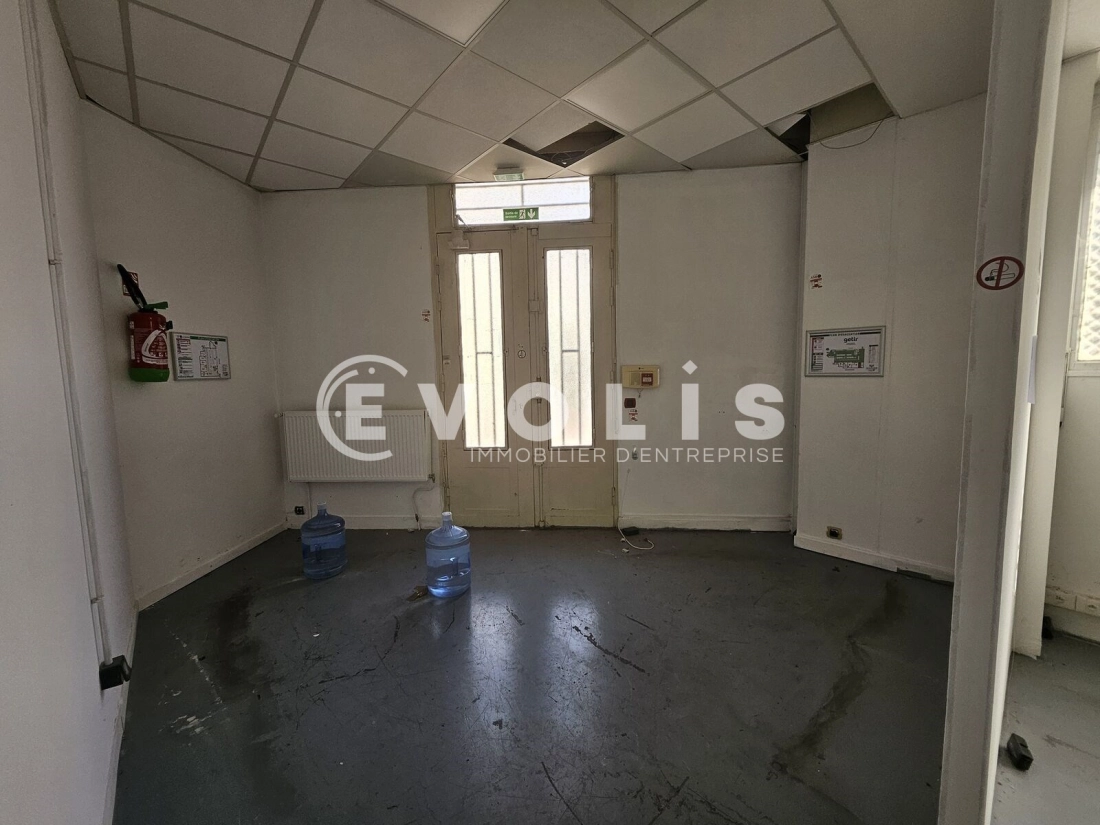 Photo 4 – location Entrepôts / activités	MONTROUGE (92120)